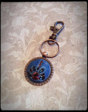 Load image into Gallery viewer, Swivel Clip and Key Ring