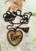 Load image into Gallery viewer, 25mm Glass Heart Cabochons