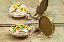 Load image into Gallery viewer, Pendant Tray Double Sided Circle Antique Bronze 25mm