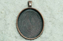 Load image into Gallery viewer, Pendant Tray Oval Antique Copper 22 x 30mm