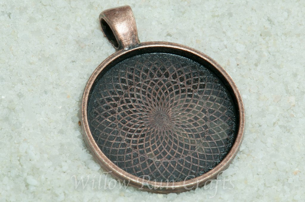 Imperfect Pendant Tray Circle Antique Copper 25mm