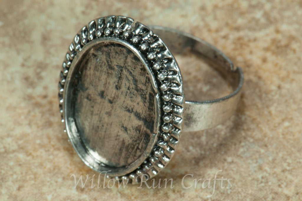 Ring Tray Oval Antique Silver 13mm x 18mm