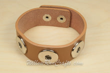 Load image into Gallery viewer, Snap Button Leather Bracelet - Light Brown
