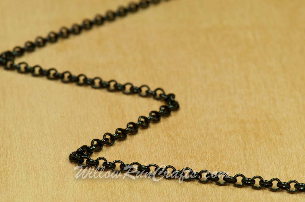 Black Rolo Loop Chain