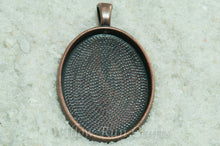 Load image into Gallery viewer, Pendant Tray Oval Antique Copper  22 x 30mm
