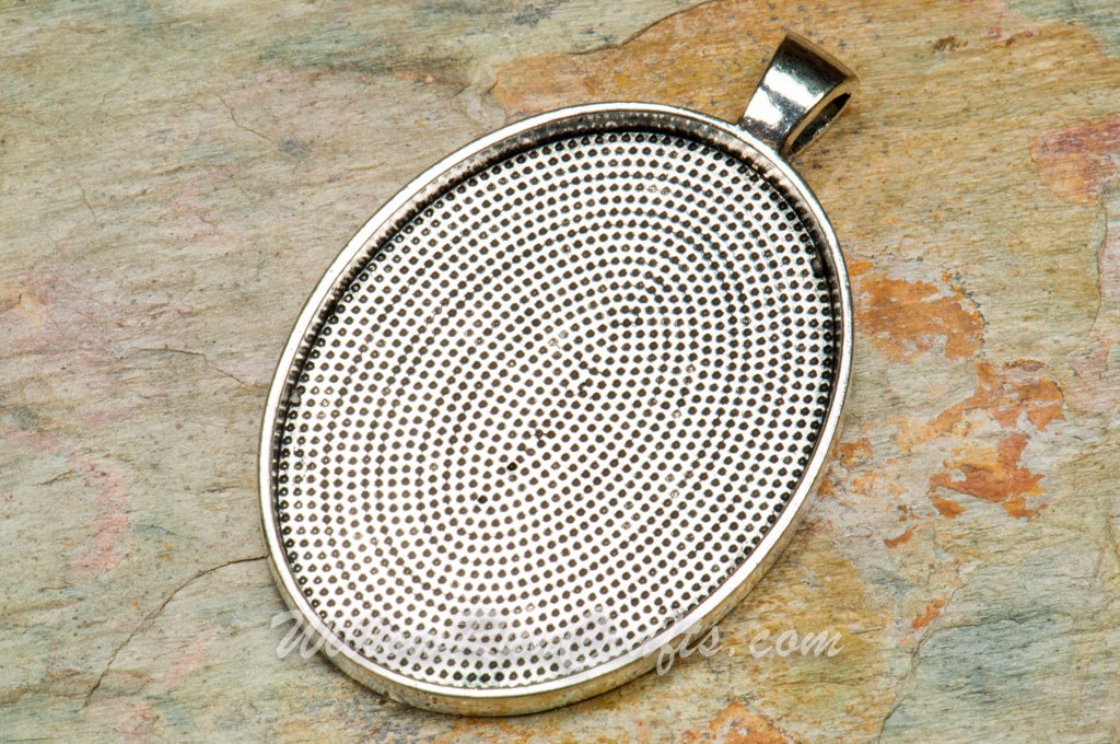 Pendant Tray Oval Antique Silver 30 x 40mm