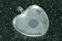 Load image into Gallery viewer, Pendant Tray Heart Silver 25mm
