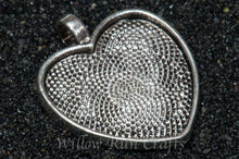 Load image into Gallery viewer, Pendant Tray Heart Antique Silver 25mm
