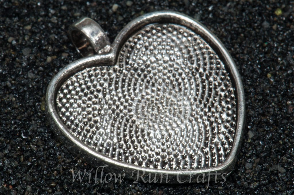 Pendant Tray Heart Antique Silver 25mm