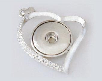 1 Snap Noosa Button Pendant Silver Heart with Crystals